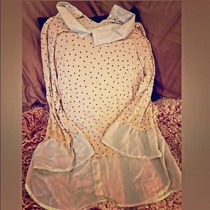 Polka-doted Pink dress shirt with buttons